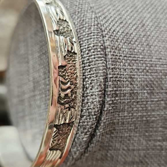 NWOT Native American Navajo Handmade Sterling Storyteller Bracelet ❤️🐑 - Picture 3 of 14